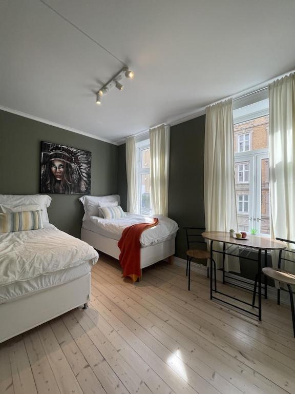 Lovely Central Apartment With Two Large Bedrooms Nearby Oslo Opera, Vis A Vis Botanical Garden Exterior photo
